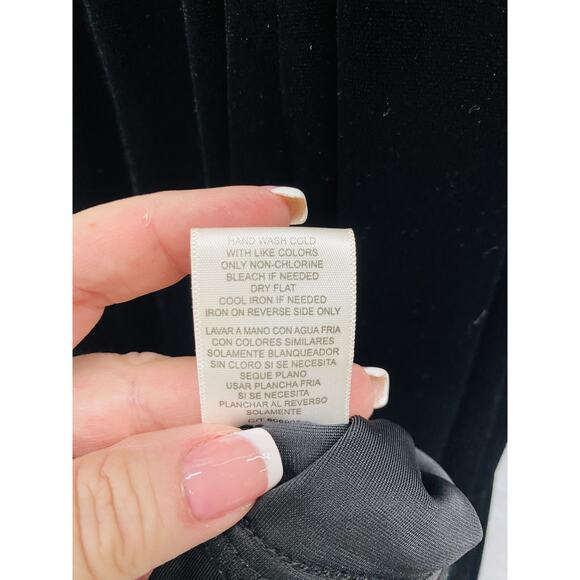 Maison Tara Dress Womens 10 Black Velvet Midi Smocked Waist Goth whimsigoth - Picture 8 of 8